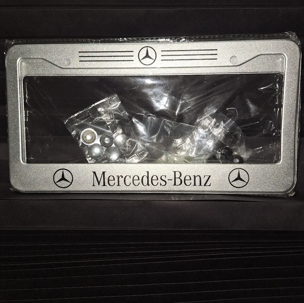 Mercedes Benz Silver License Plate Frame - Picture 1 of 2